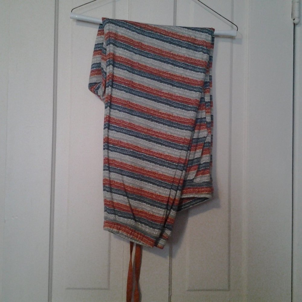 LuLaRoe Jax ... Size L ... NWOT!